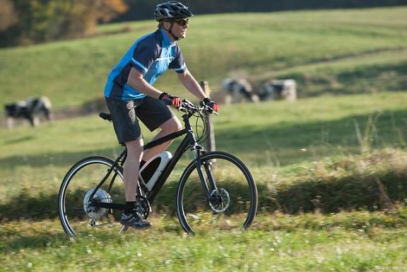 Elektrikli bisiklet için manyetik pogopin şarj konektörü çözümü