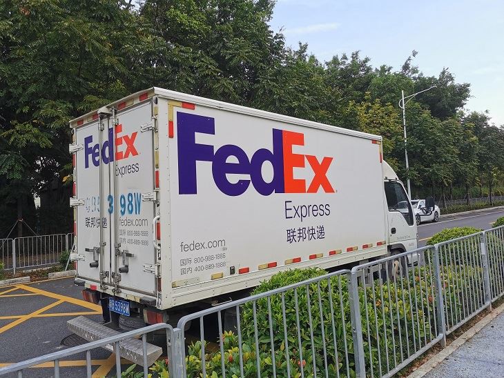 FedEx Shipping pogo pimleri Müşterilere Ürünler